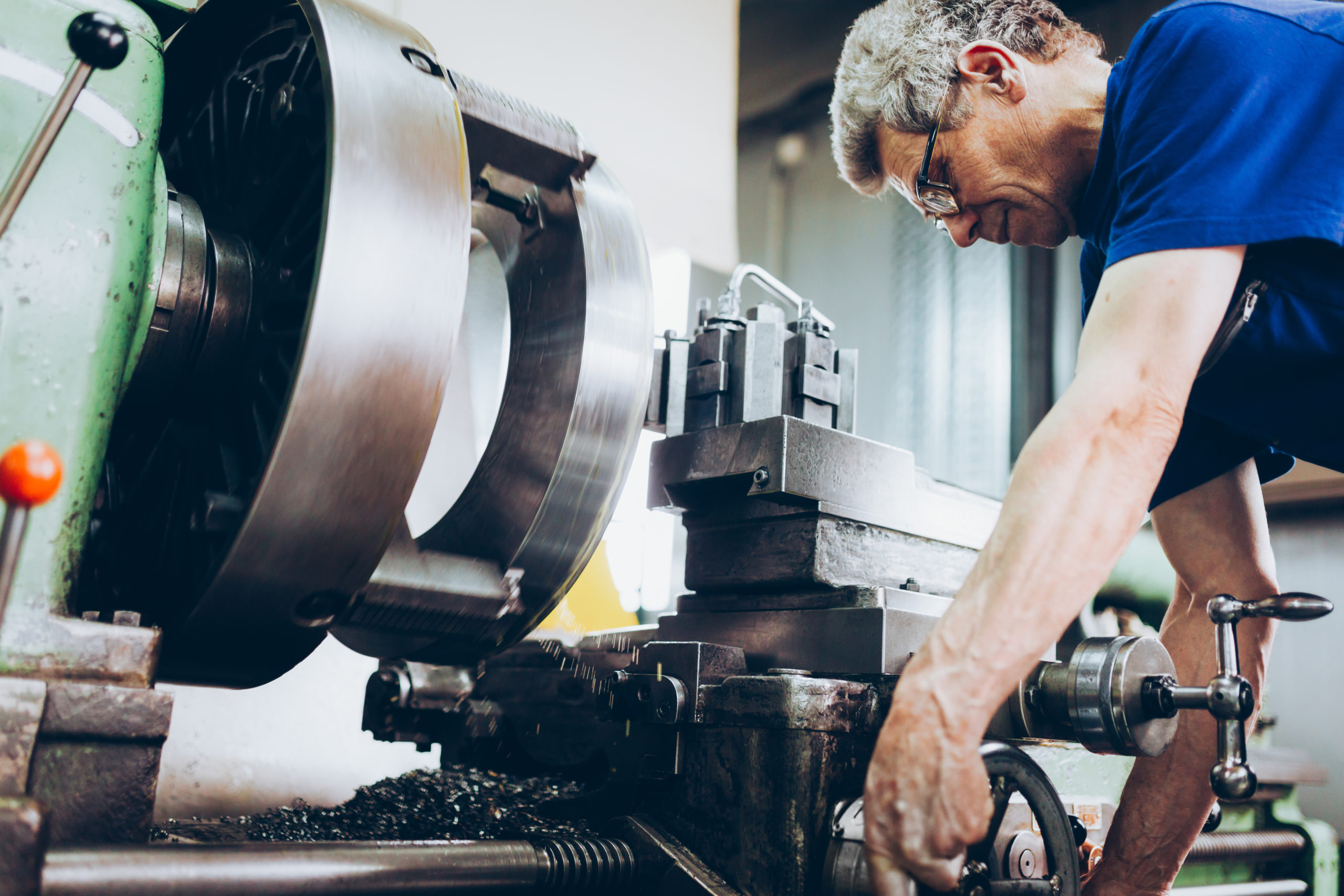 Composites Manufacturing Cleanup